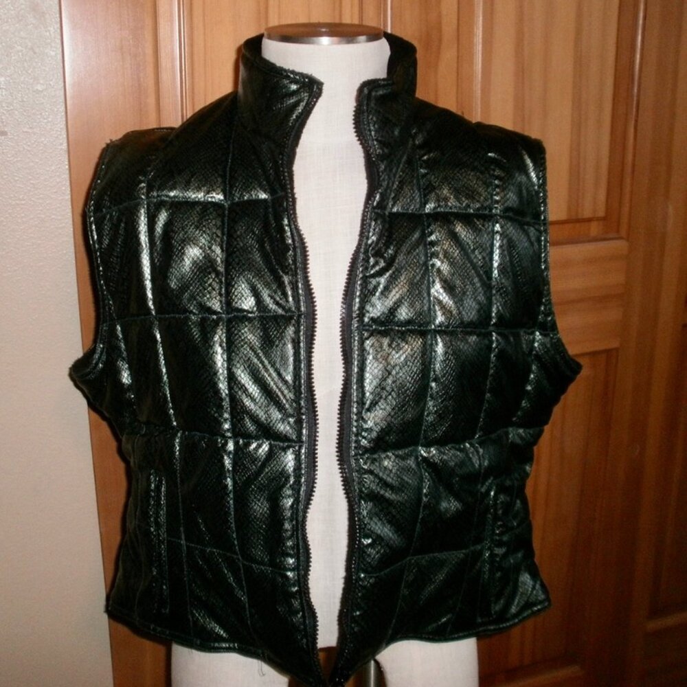 Passports Reversible Vest Green Metallic Faux Snake / Black Fleece Sz XL